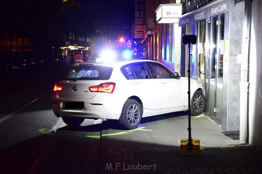 VU Pkw Strab PKlemm Koeln Altstadt Jahnstr P123.JPG - Miklos Laubert